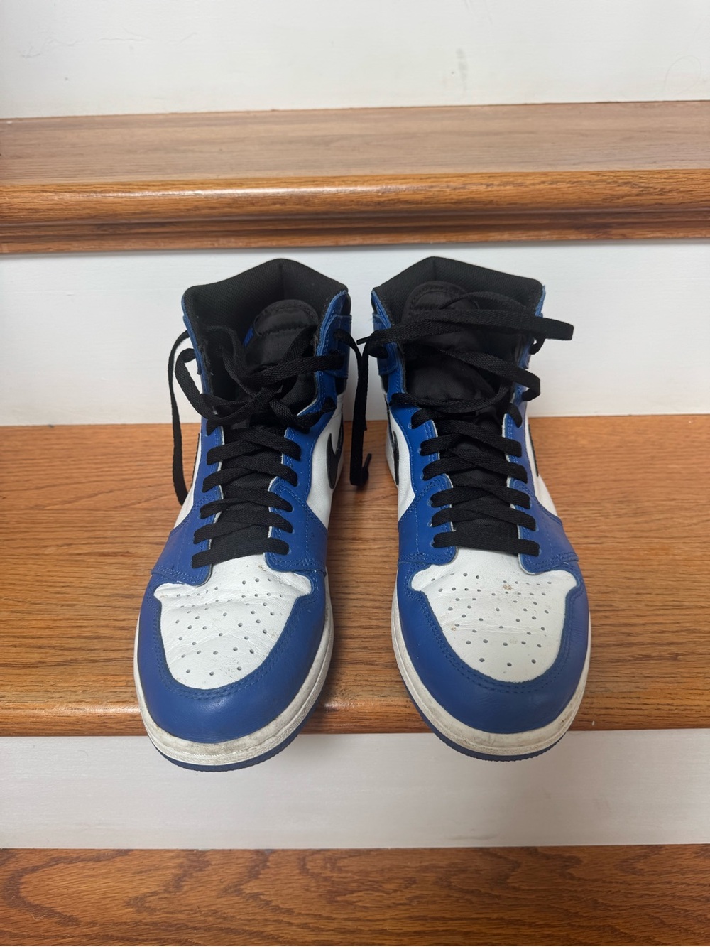 Nike Men’s High-Top Sneakers in White and Blue with Black Accents